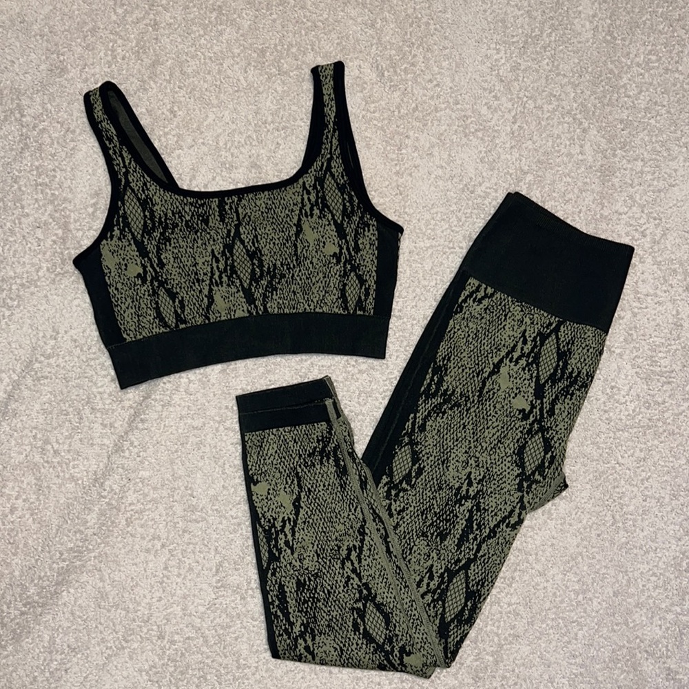 Fabletics Workout Two Piece